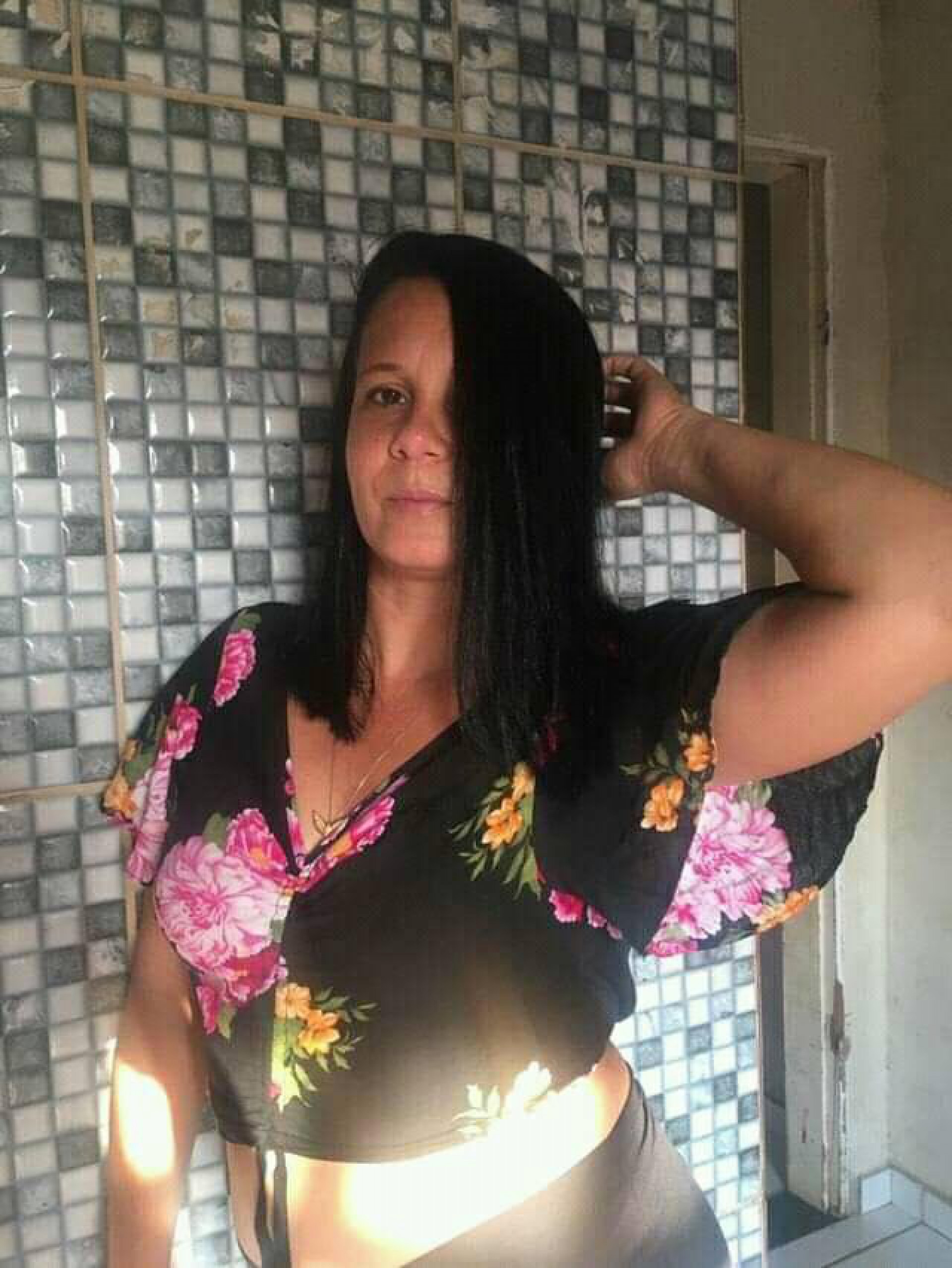 Kamilly de Assis, de 35 anos, foi morta durante um tiroteio em São Francisco de Itabapoana, no Norte Fluminense - Reprodução/Redes sociais