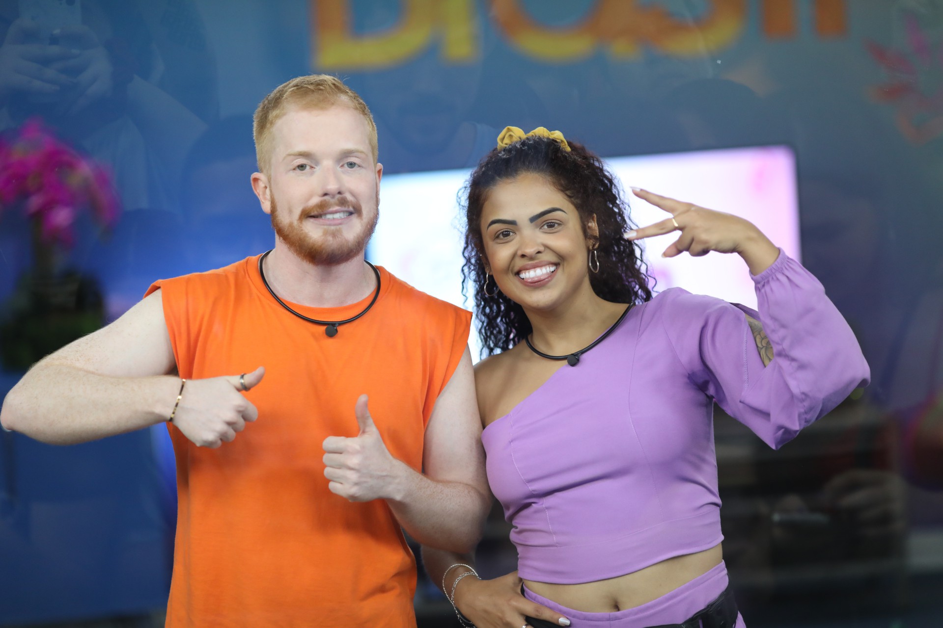 Participantes da casa de vidro do BBB23, no Via Parque Shopping. - Pedro Ivo/Agência O Dia