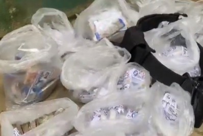 PM apreende pistola, munições, rádio comunicador e drogas em São João de Meriti