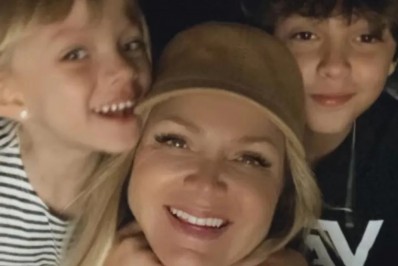 Eliana aproveita férias ao lado dos filhos: 'Minha vida em uma foto'