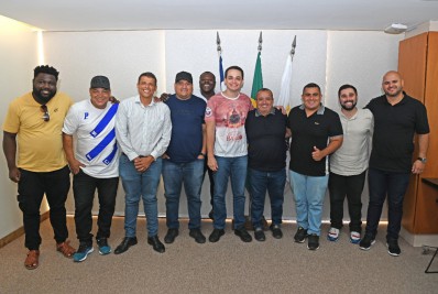 Prefeito de Vitória-ES vai desfilar na Inocentes de Belford Roxo no Carnaval de 2023