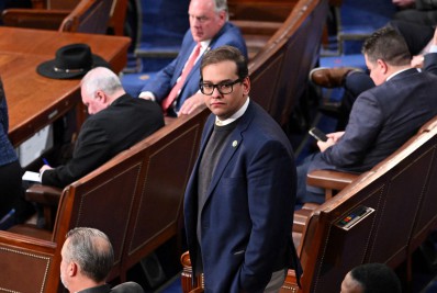 Deputado dos EUA filho de brasileiros enfrenta pedidos de renúncia