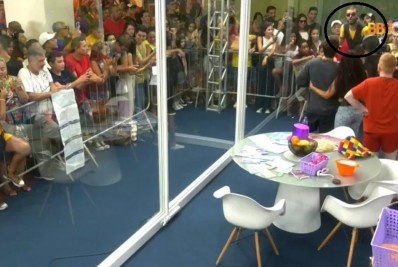 Diogo Defante tenta pular grade da 'Casa de Vidro', mas é impedido