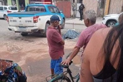 Homem morre após ser atropelado por caminhão em Cabo Frio