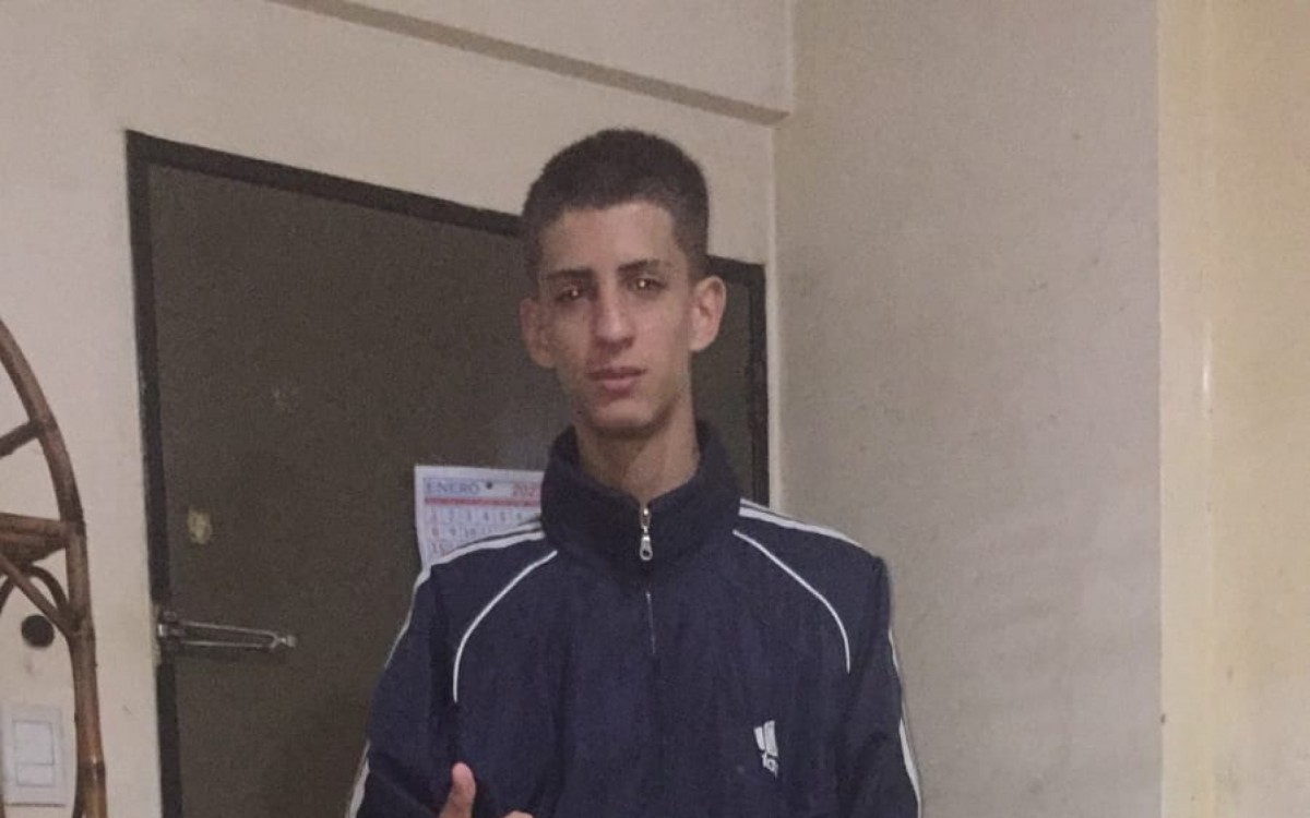 Valentine, de 15 anos, irmão mais velho das vítimas, foi quem ajudou na retirada dos escombros - Reprodução/Redes Sociais