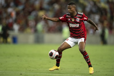 Após marcar o gol da vitória do Flamengo, Matheus França mantém os pés no chão: 'Tenho muito que aprender'