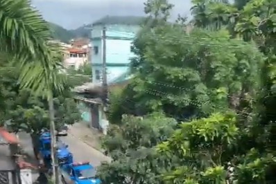 Ataque a PMs termina com quatro feridos no Morro da Caixa D'água, na Zona Oeste