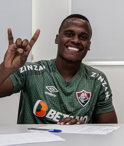 Fluminense Renova Contrato Com Jhon Arias Até 2026 MH - Fluminense