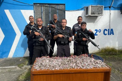 PM prende dois traficantes com grande quantidade de drogas em Anchieta