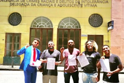 Após ser alvo de fake news, ativista presta queixa por crime de ameaça, injúria racial e calúnia