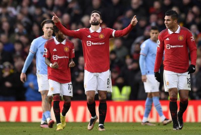 De virada, United bate City em clássico de Manchester e cola na vice-liderança no Inglês