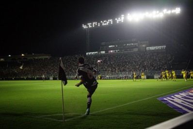 Vasco pretende realizar melhorias na iluminação de São Januário