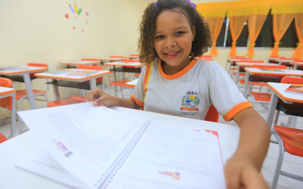 A rede municipal de ensino conta com 67 escolas, 29 creches e 14 creches conveniadas