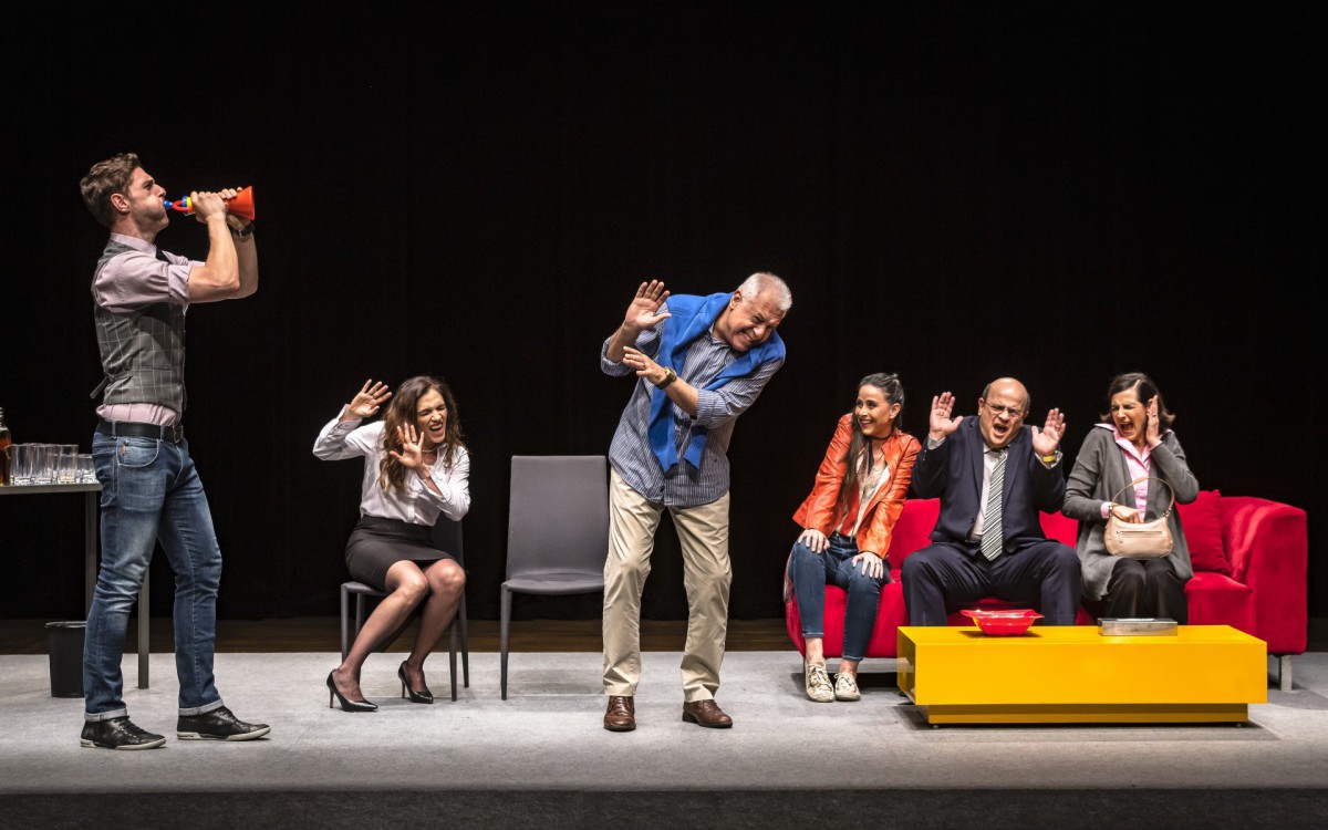 Com Antonio Fagundes, pe&ccedil;a 'Baixa Terapia' mostra tr&ecirc;s casais resolvendo conflitos em consult&oacute;rio - Divulga&ccedil;&atilde;o / Caio Gallucci