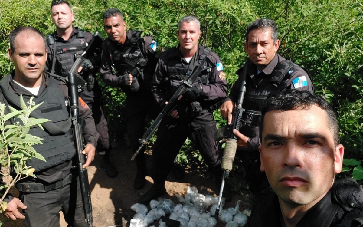 A ocorrência foi registrada na 126ª Delegacia de Polícia e ninguém foi preso.