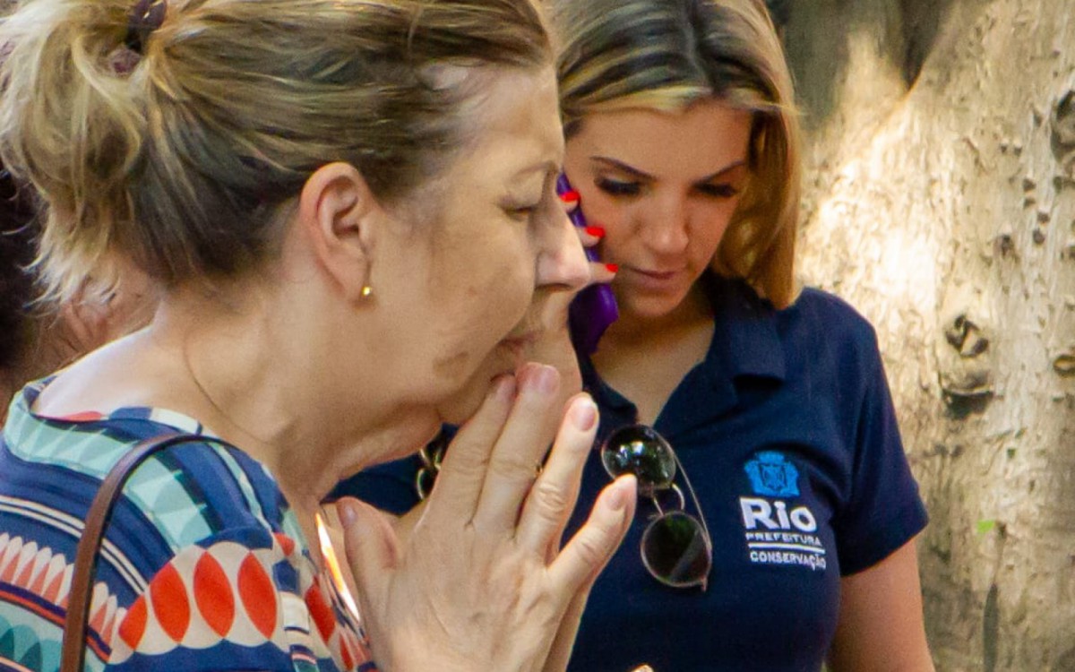 Funcionários da prefeitura participam de missa no Centro Administrativo São Sebastião (Cass), em visita da imagem peregrina do padroeiro da cidade - Érica Martin / Agência O Dia