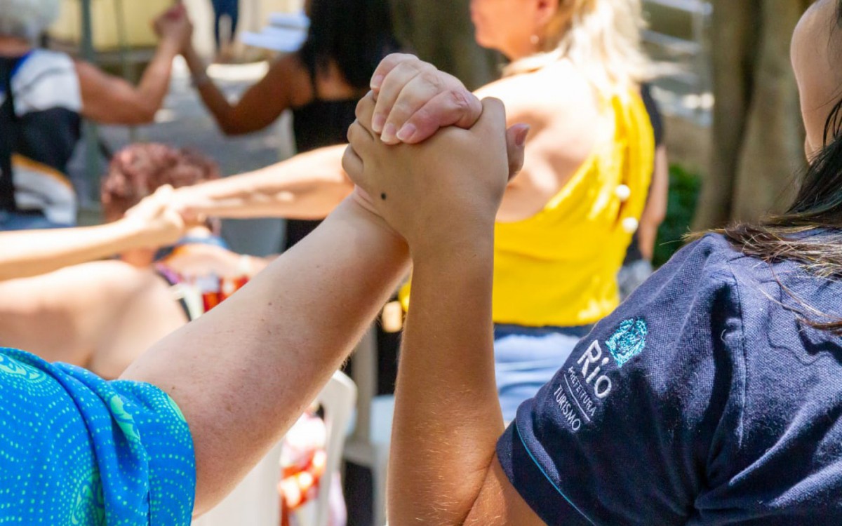 Funcionários da prefeitura oram em missa no Centro Administrativo São Sebastião (Cass) - Érica Martin / Agência O Dia