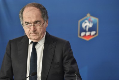 Ministério Público investida denúncia de assédio sexual contra presidente da Federação de Futebol da França