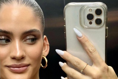 Laura Fernandez reflete sobre cirurgia de retirada do nódulo de seu pescoço