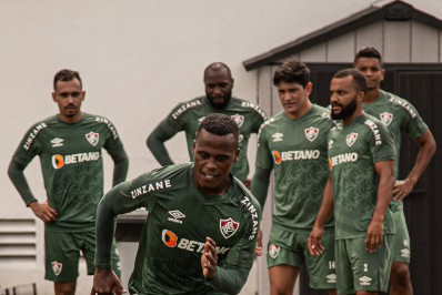 Não teve férias? Atuação de Jhon Arias em estreia do Carioca impressiona no Fluminense