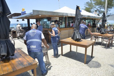 Prefeitura interdita quiosque no Recreio por realização de evento ilegal