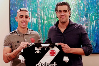 Pumita Rodriguéz exalta força do futebol brasileiro e elogia metodologia de Barbieri: 'Me indentifico muito'