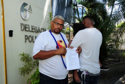 Segurança da Liesa que sufocou jovem na Sapucaí tem passagens por lesão corporal e Maria da Penha, conta pai de vítima