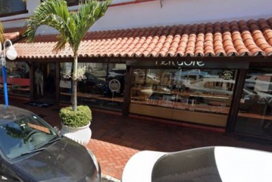 Funcionários são feitos reféns durante assalto à joalheria no centro de Cabo Frio