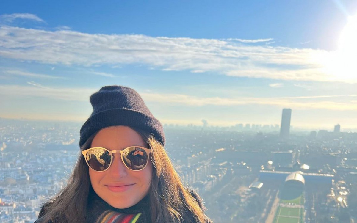 Malvino Salvador aproveita f&eacute;rias em fam&iacute;lia na Fran&ccedil;a