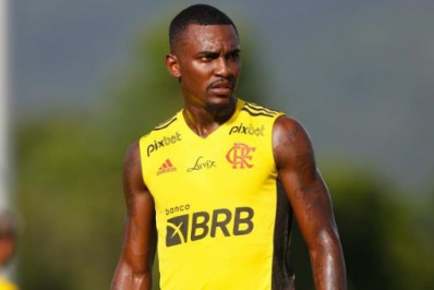 Flamengo aceita proposta e Ramon vai jogar no futebol grego