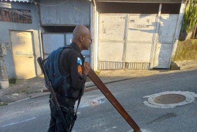 Polícia Militar realiza operações em comunidades do Rio