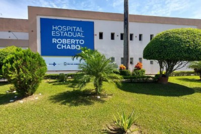 Homem perde movimentos das pernas e braços após mergulhar de cabeça em Arraial do Cabo