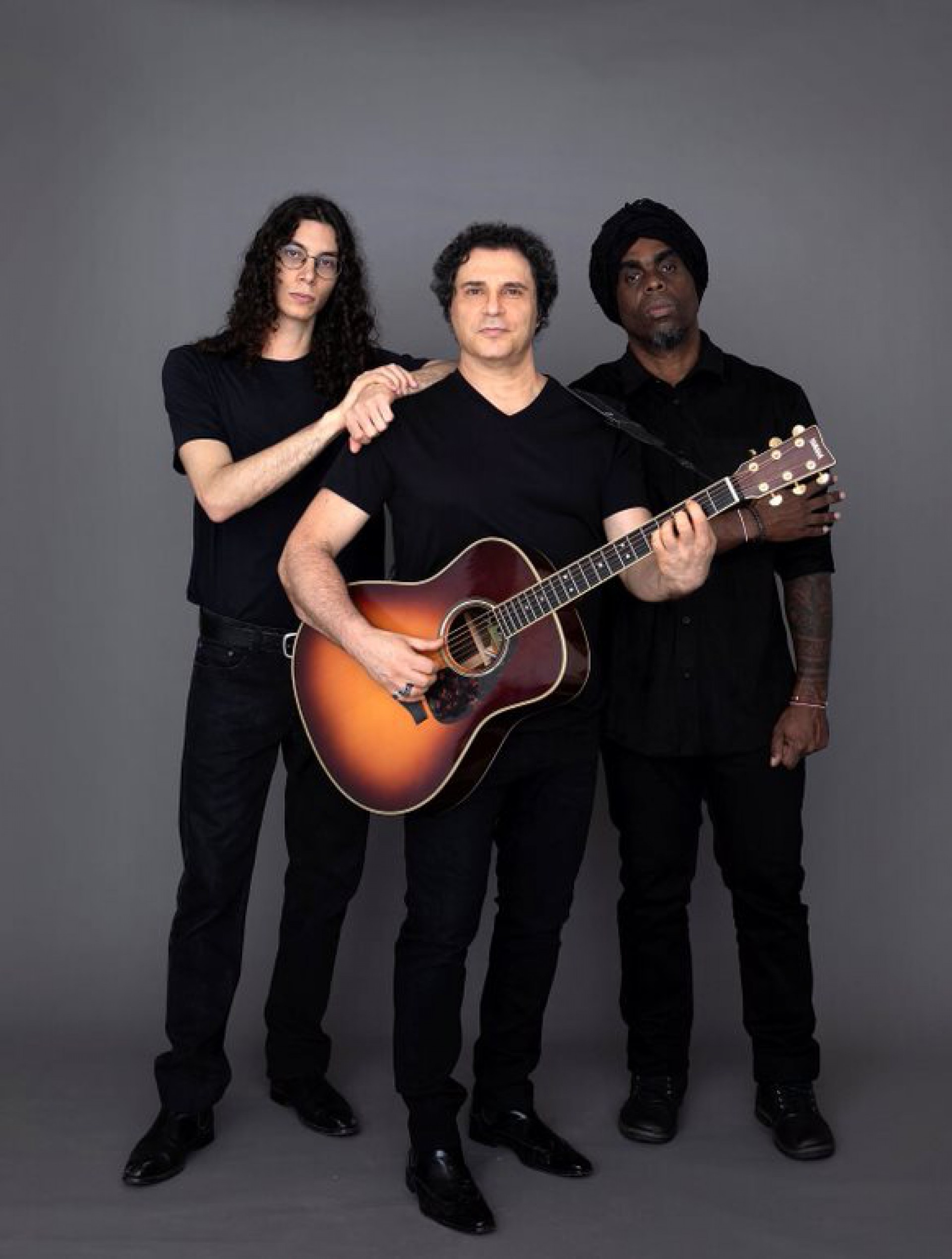 Frejat, Rafael e Maurício Almeida sobem ao palco do Qualistage nesta quinta-feira - Leo Aversa / Divulgação