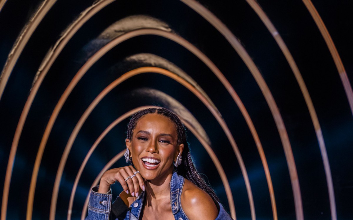 Ta&iacute;s Ara&uacute;jo est&aacute; em sua terceira temporada do 'The Masked Singer Brasil'