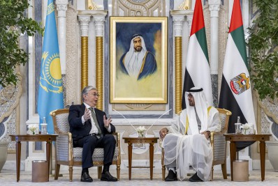 Presidente do Cazaquistão dissolve Parlamento e antecipa eleições para março