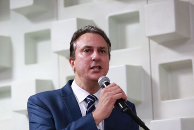 Ministro da Educação afirma que bolsas da Capes e do CNPq serão reajustadas 