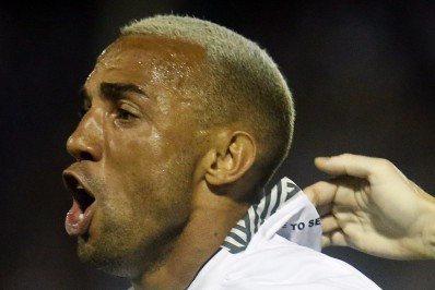 Botafogo não lamenta ida de Marcelo para o Fluminense e vê lateral sem espaço no elenco