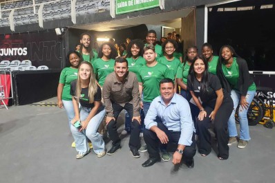 Secretaria de Meio Ambiente e Sustentabilidade participa de formatura do Ambiente Jovem