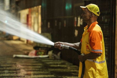 Clin intensifica limpeza nas principais vias de Niterói