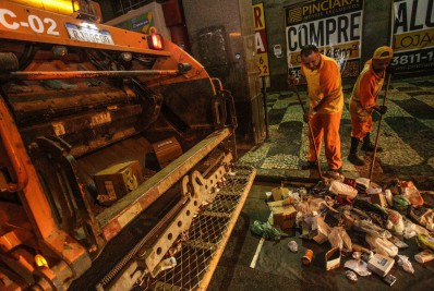 Clin intensifica limpeza nas principais vias de Niterói