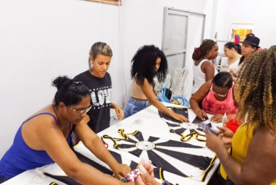 Mesquitenses inscritos nas oficinas do projeto ArteSuas participam de aula inaugural