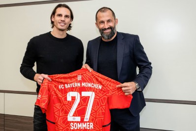 Bayern de Munique anuncia contratação de goleiro para substituir Neuer