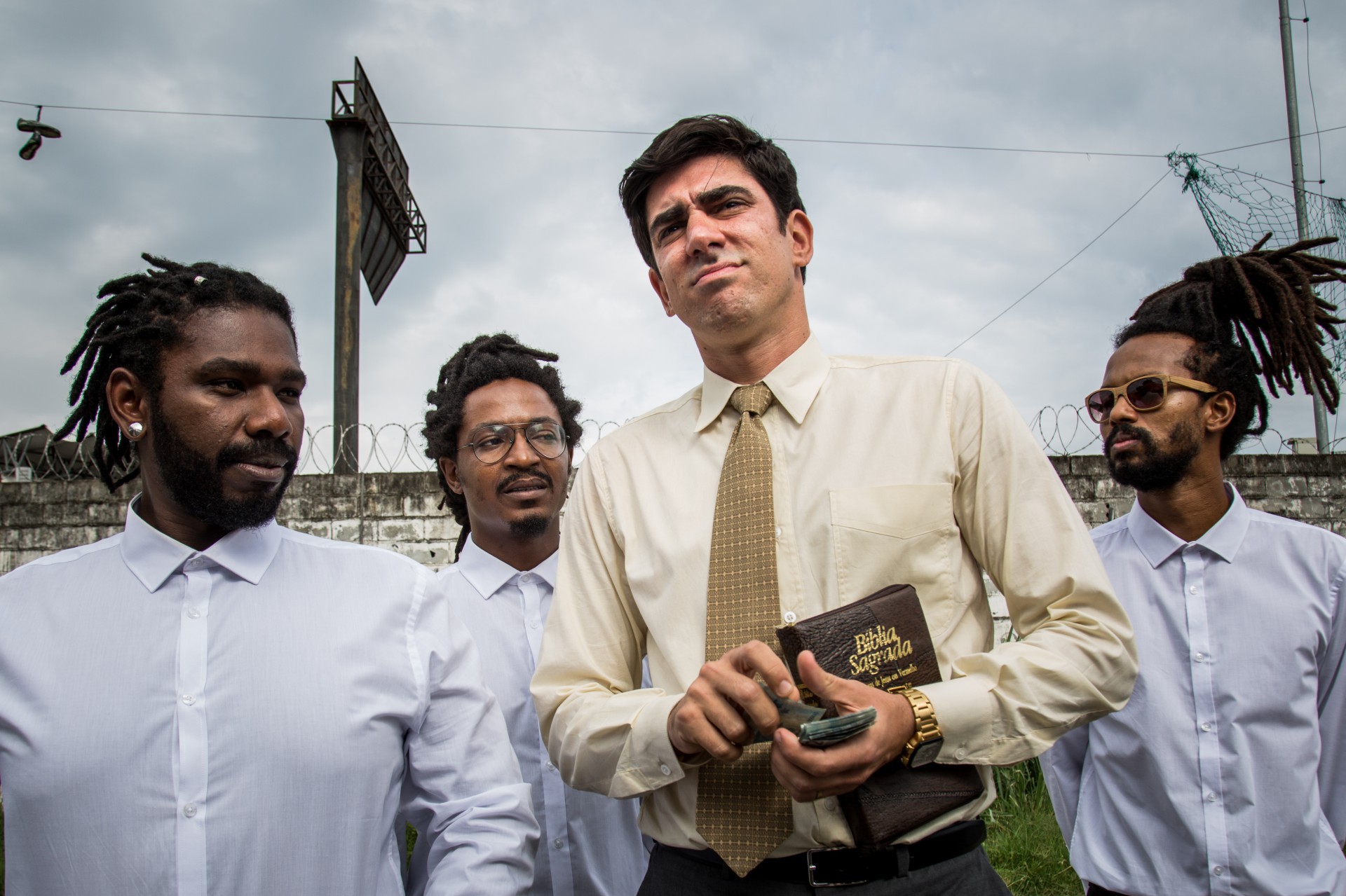 Marcelo Adnet e Leticia Lima protagonizam a comédia 'Nas ondas da fé' - Peter Wrede