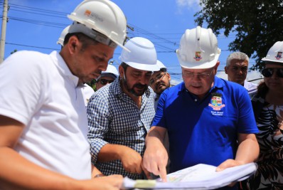 Obras na rotatória de Camboinhas seguem e devem ser entregues em julho