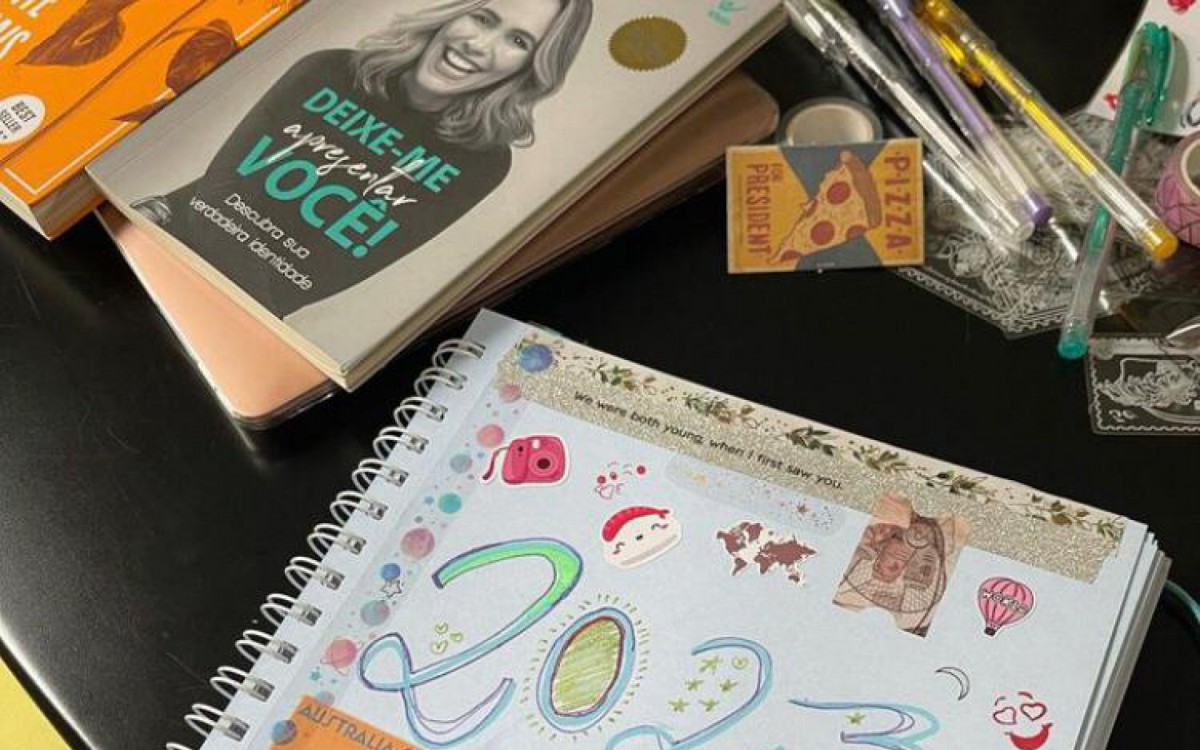 Gkay compartilha registros do final de ano ao desabafar sobre sumi&ccedil;o das redes sociais