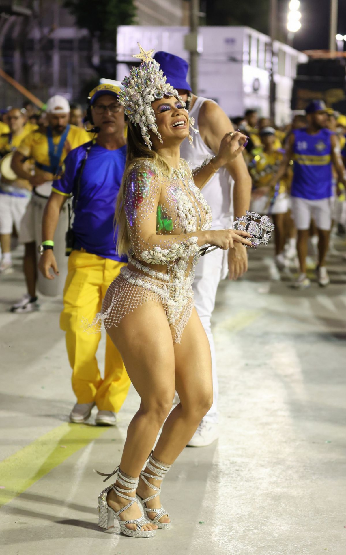 Lexa participa do ensaio t&eacute;cnico da Unidos da Tijuca na Marqu&ecirc;s de Sapuca&iacute; 