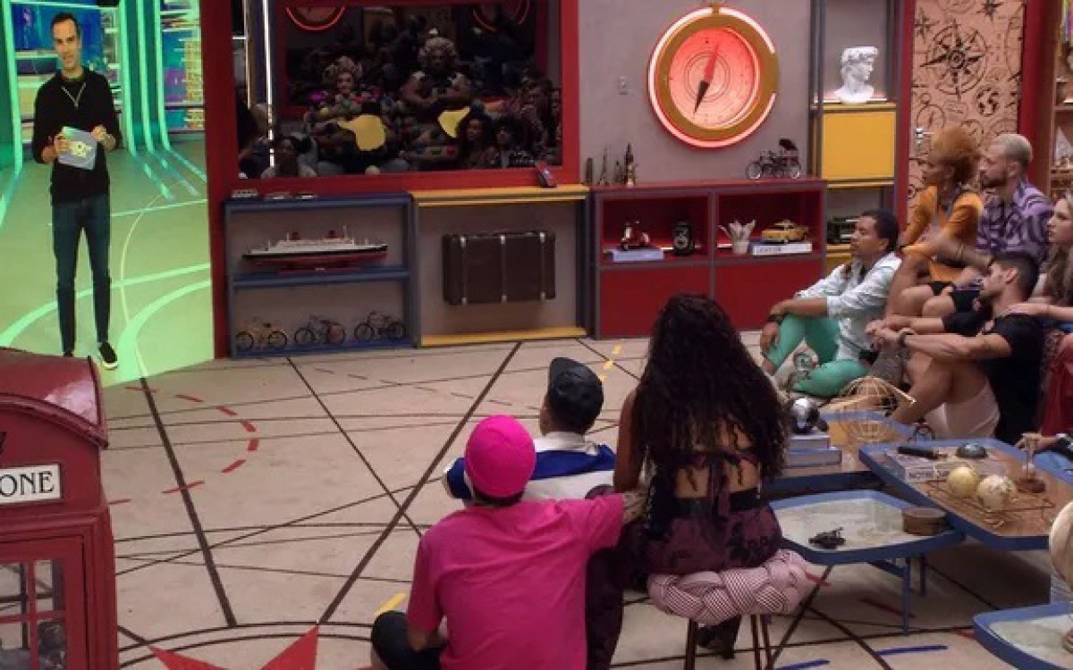 Tadeu fala sobre rela&ccedil;&atilde;o de Bruna Griphao e Gabriel no BBB 23