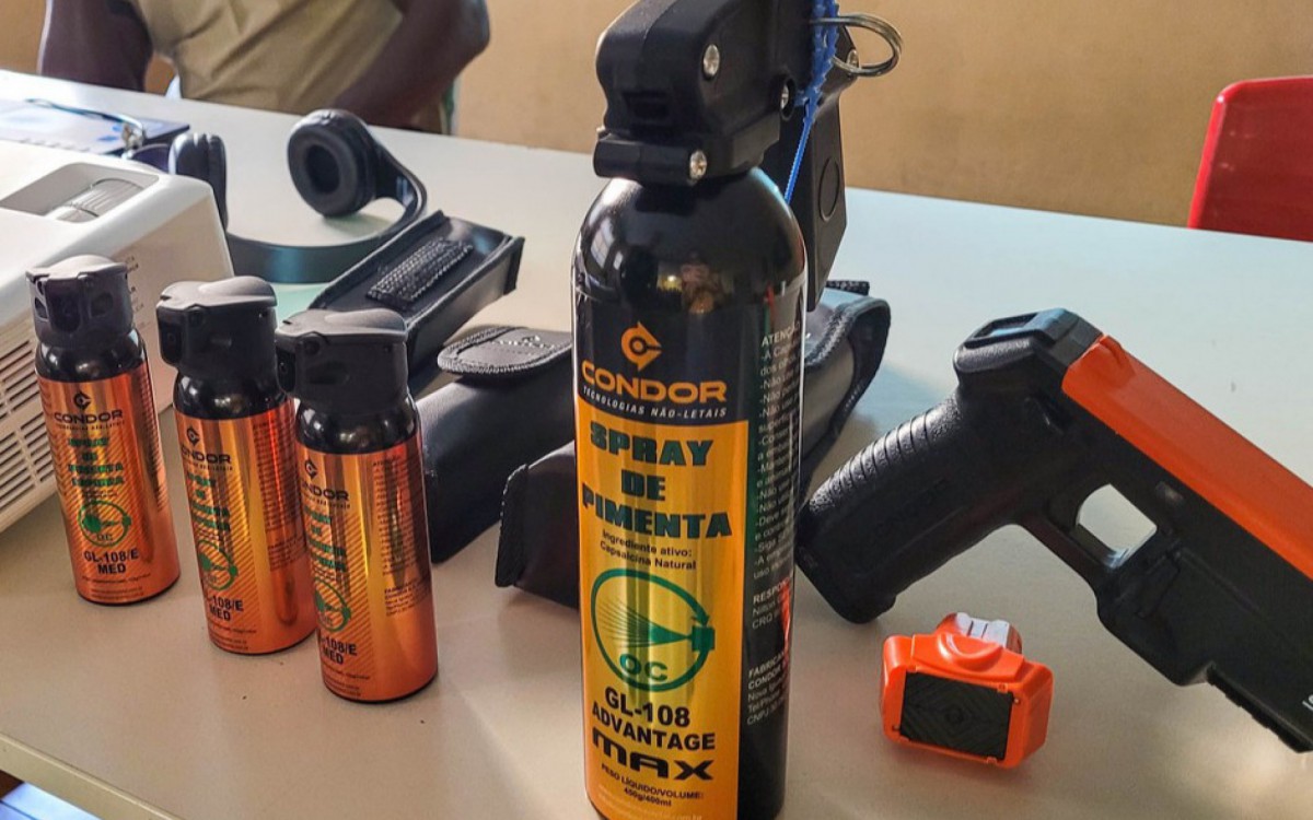 Guarda foi preparada para lidar com armamentos não letais, como espargidores de pimenta e espuma, além da pistola de choque spark