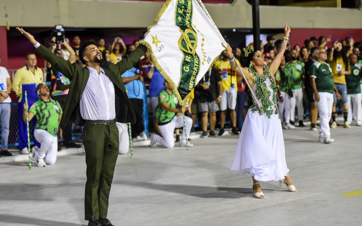 Imperatriz Leopoldinense abre segundo dia de ensaio técnico na Sapucaí - Rio Carnaval
