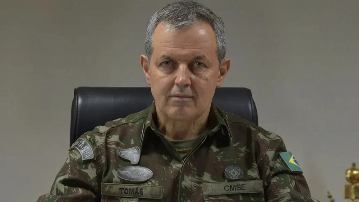 Novo comandante convoca reunião do Alto Comando do Exército 